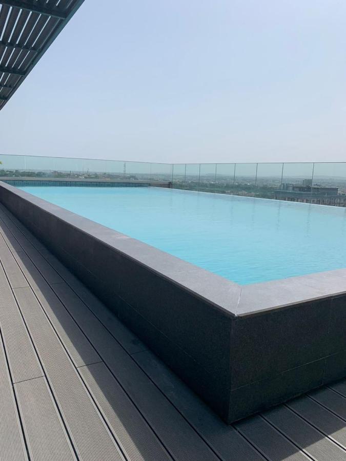 Rt Properties @ The Lennox Airport Residential Accra Exteriér fotografie