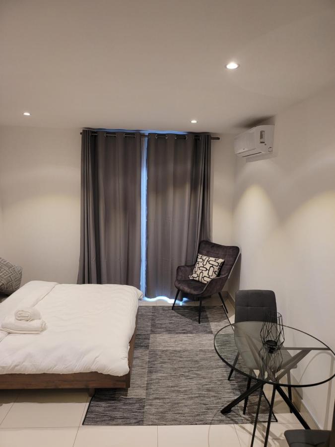 Rt Properties @ The Lennox Airport Residential Accra Exteriér fotografie